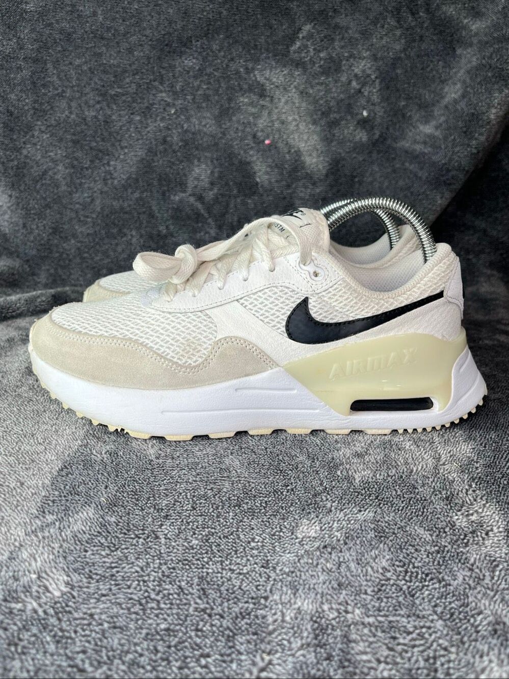 Nike Air Max SYSTM White Photon Dust DM9538-100 Womens Size 8.5 Running Sneakers